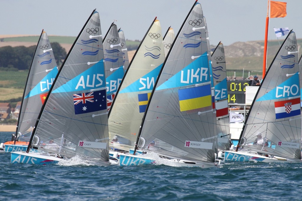 July 28, 2012 Mens Heavyweight Singlehander (Finn) Start © Richard Gladwell www.photosport.co.nz